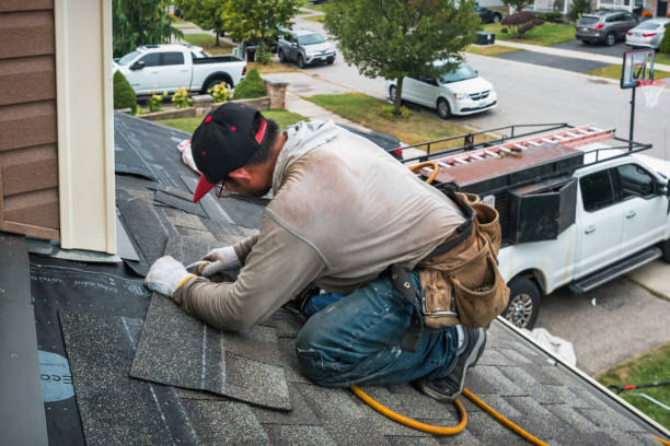 Professional Flat Roof Repair technician working in Chester, UT